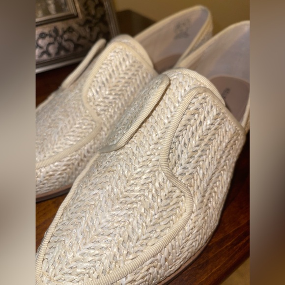 Kelsi Dagger size 9 woven flats - Picture 1 of 4